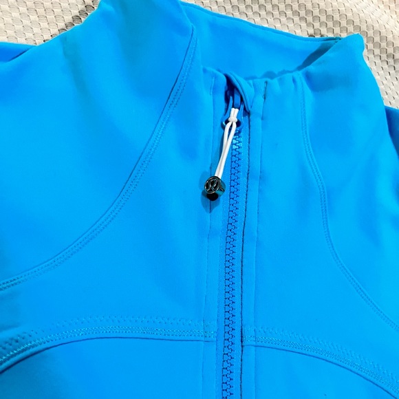 Lululemon jacket - Picture 4 of 4